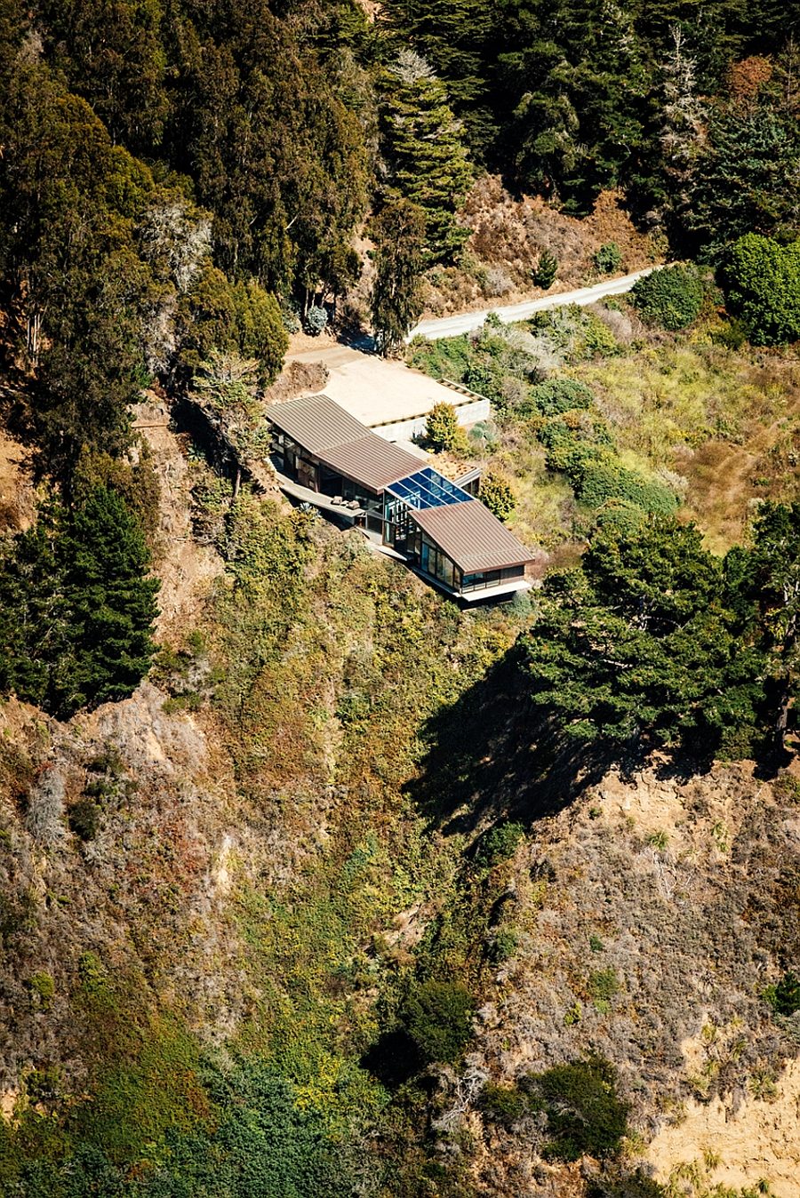 ngôi nhà trên vách núi 19