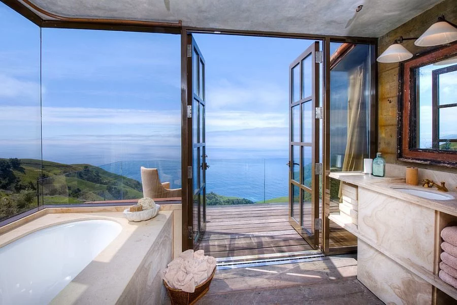 1Stunning-Tuscan-style-bathroom-overlooks-the-mesmerizing-Big-Sur-coastline