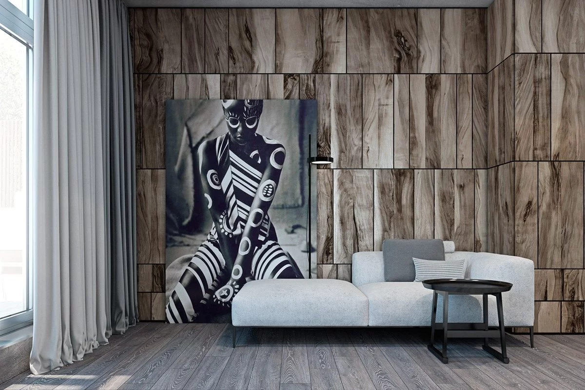 5-wood-panel-walls-with-modern-art